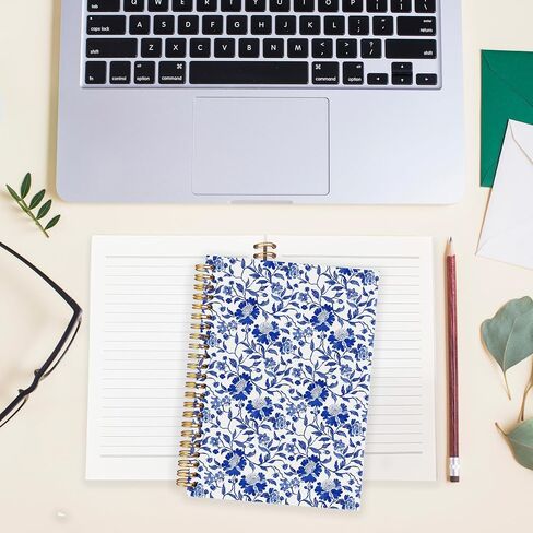 BearCake Chinoiserie Grandmillennial Notebook Journal، دفتر جمالي زهري أزرق، مجلة Chinoiserie، لوازم مكتبية جمالية زرقاء، دفاتر ملاحظات للعمل، دفتر ملاحظات حلزوني بغلاف مقوى 5.5x8.3 in Saudi Arabia