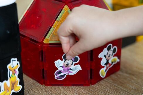 Tytan Tiles مرخصة رسميًا Disney Mickey Mouse Clubhouse Clubhouse Magnetic Building مجموعة من 37 قطعة ، ومصنفات تعليمية قوية/Steam ، واللعب الإبداعي ، والتعرف على الأنماط ، والأعمار 3+ in Kuwait