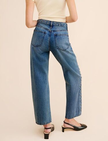 D-Sun Women's Studded Mid Rise Straight Jeans Wide Leg Casual Jeans Rivet Baggy Denim Pants in Saudi Arabia