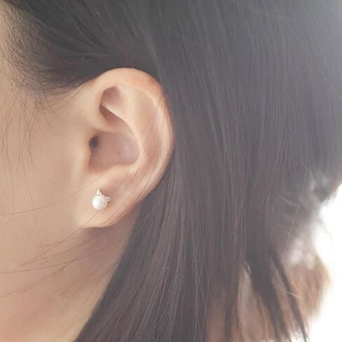 Cute Cat Stud Earrings, Hypoallergenic Small Pearl Earrings for Women Silver in Saudi Arabia