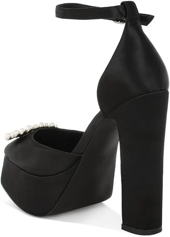 Maeissa Pearls Brooch Brooch Platform Block Clost Heel Sandals in Kuwait