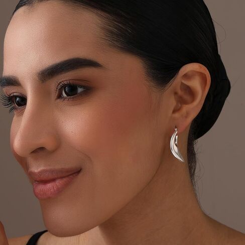 LeCalla 925 Sterling Silver Circular Hoop Earrings for Women | High Polish Bold Statement Hoops Jewelry Gift for Her | Round Disc Click-Top Hoop Earrings Gifts for Her Girlfriend Wife 30MM in Kuwait