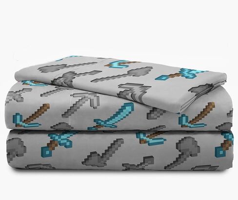 Jay Franco Disney Minnie Mouse Hearts N Love 5 Piece Full Size Bed Set - Includes Reversible Comforter & Sheet Set - Super Soft Fade Resistant Microfiber - (Official Disney Product) in Kuwait