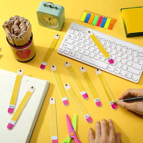 121 Pcs Black and White Flip Name Sticks with Storage Cup for Classroom Talking Flip Sticks Teacher Student Management Grouping Counting Sticks for Educational and Learning Classroom Supplies in Kuwait