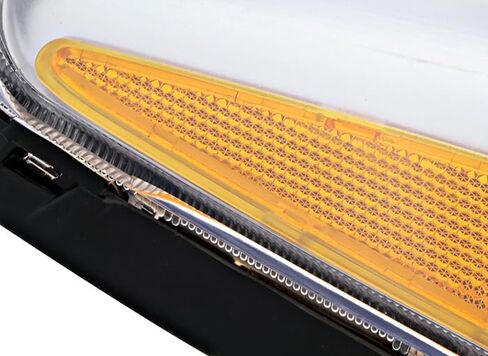 For Toyota Yaris Hatchback Headlights Lamps Set 2009 2010 2011 Halogen Driver and Passenger Side in Kuwait
