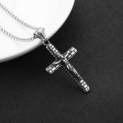 قلادة Hzman Crucifix للرجال - الفولاذ المقاوم للصدأ يسوع عبر قلادة 22+2 بوصة in Saudi Arabia