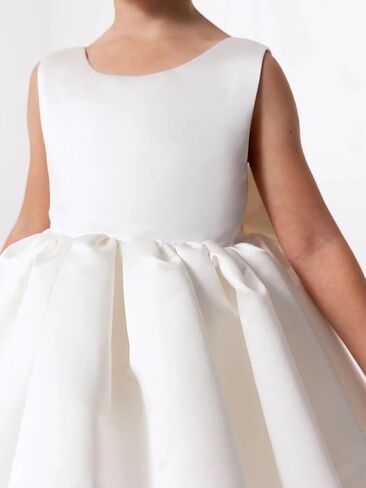 Satin Flower Girl Dress for Wedding Kids Sleeveless V-Back Long Princess Pageant Party Dresses Bowknot Prom Ball Gowns in Saudi Arabia