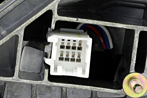 ل Dodge Magnum ، Chrysler 300 2005 2006 2007 2008/Charger 06-07 Power Hate Door Door View Mirror Right in Kuwait