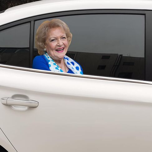 Betty-White Car Window Cling Funny Sticker Window Decal for Vehicles Automotive Stickers for Out Side (Left) in Kuwait