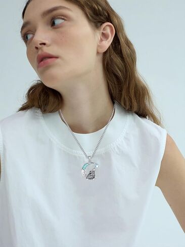 Turquoise Animal Necklace 925 Sterling Silver Crescent Moon Pendant Turquoise Jewelry Gifts for Women in Saudi Arabia