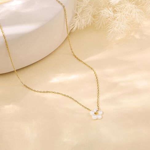 Gold Necklaces for Women, 14K Gold/Silver Plated Dainty Pearl Necklaces for Women Flower Pendant Satellite Chain Necklace Wedding Bridesmaid Jewelry Gift in Kuwait