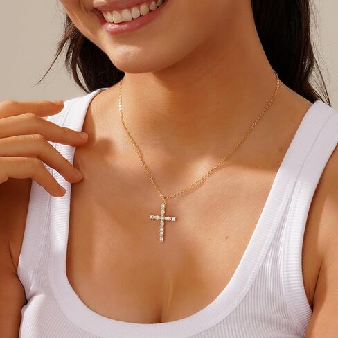 قلادات قلادة مملوءة بالذهب 14K للنساء لذيذ الحب القلفة القلفة العصرية الذهب in Kuwait