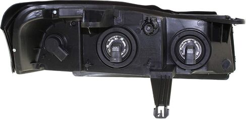 Garage-Pro Driver and Passenger Side Headlight for Saturn Vue Base Green Line Red Line 2006-2007 Halogen With bulb(s) 4-Door, Sport Utility Replaces# 15877671 15877672 in Saudi Arabia