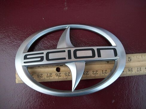 OEM TOYOTA SCION TC XB XD HACK HACK EMBELM 7541-12A20 شارة الشارة in Saudi Arabia