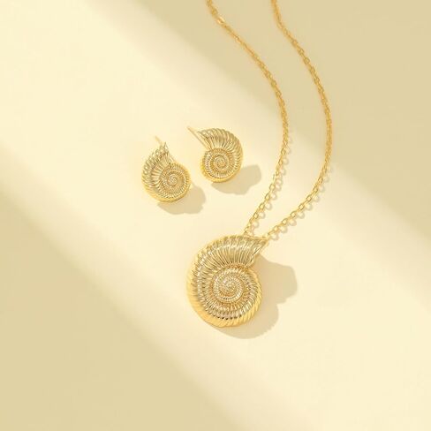 Shell Seashell Earrings for Women,Gold Beach Conch Shell Stud Earrings Gifts for Women in Kuwait