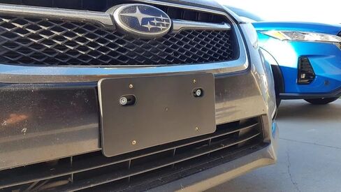 لوحة رخصة الأمامية Mount Bracket Round Hole Adapter Kit لـ Subaru Legacy 1990-2025 - حامل اللوحة مع محولات (مرساة للتبديل) - البراغي - ملحقات التثبيت - لوحة الترخيص - CAR. in Saudi Arabia