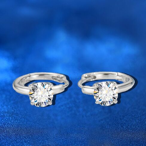 S925 Sterling Silver Huggie Hoop أقراط للنساء ، 0.6Ct D-Color VVS1 Diamond ، هدية لصديقة أو زوجة in Kuwait