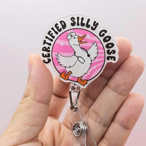 NICU Badge Reel - Cute Nurse Badge Cenle مع مقطع التمساح القابل للسحب والمفاتيح - هدايا NICU ممرضة لممرضات العمل والتوصيل وطلاب التمريض - إكسسوارات ممرضة أساسية للعمل. in Kuwait