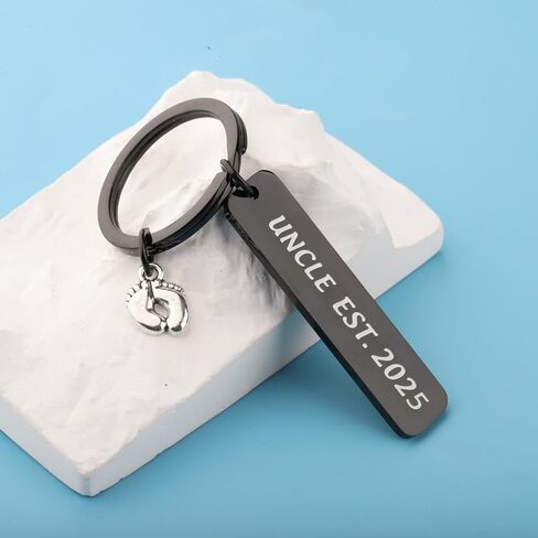 Fustmw Auntie Uncle Gifts New Aunt Uncle Est 2025 Keychain Uncle ليكون هدية هدايا العمة لأول مرة إلى هدايا العم الهدايا in Saudi Arabia