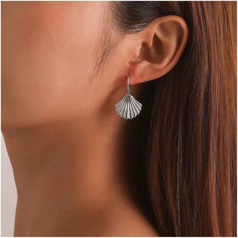 Boho Shell Scallop Hoop Earrings Scallop Dangle huggie Earrings Retro shell drop Earrings Silver Sea Shell Earrings Jewelry for Women in Saudi Arabia