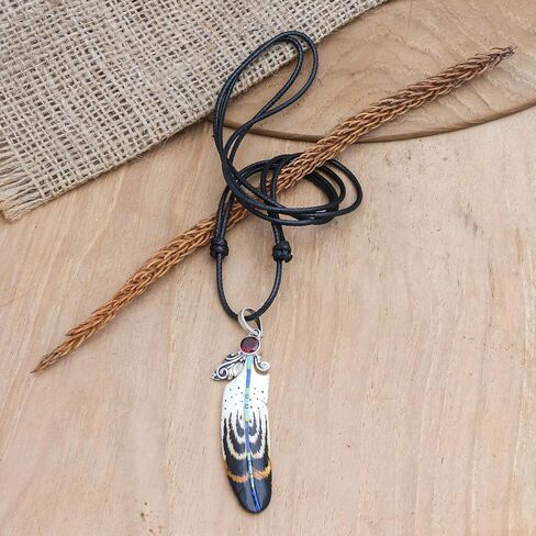 Novica المصنوعة يدويًا. in Saudi Arabia