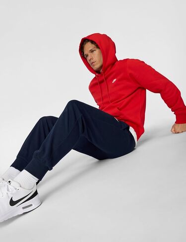 Nike Men's Club Knit Joggers in Saudi Arabia