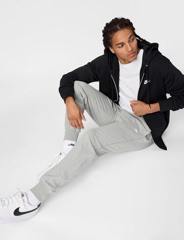 Nike Men's Club Knit Joggers in Kuwait