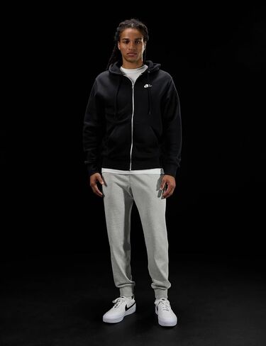 Nike Men's Club Knit Joggers in Kuwait