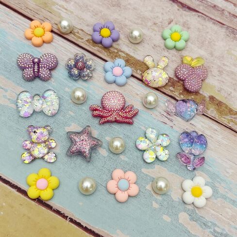 25pcs سحر أحذية زهرة ملونة للفتيات السد من الصنادل ، القلب ، القوس ، إكسسوارات اللؤلؤ ، سحر الديكور أحذية DIY للنساء in Kuwait