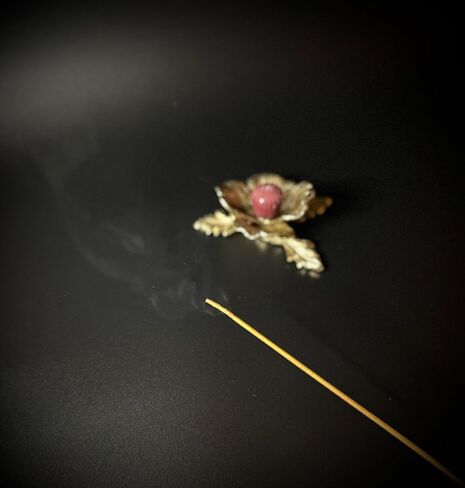 Chinese Incense Joss Stick - 1 lb. Bundle Coiling Ember Gold Color 金多寶卷錢檀香 in Saudi Arabia
