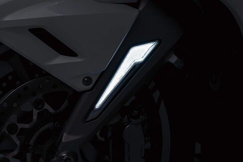 ملحقات إضاءة دراجة نارية Kuryakyn 3252: إدراج شوكة الإضاءة/الدوران Omni LED لـ Honda Gold Wing 2018-20 ، 1 ، Chrome in Saudi Arabia