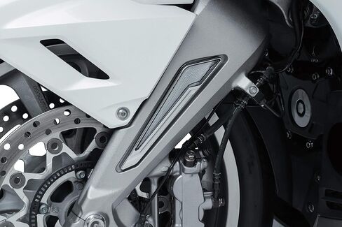ملحقات إضاءة دراجة نارية Kuryakyn 3252: إدراج شوكة الإضاءة/الدوران Omni LED لـ Honda Gold Wing 2018-20 ، 1 ، Chrome in Saudi Arabia