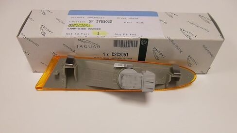 Jaguar OEM Right Front Side Marker Lamp 2004-2006 XJ8 in Saudi Arabia