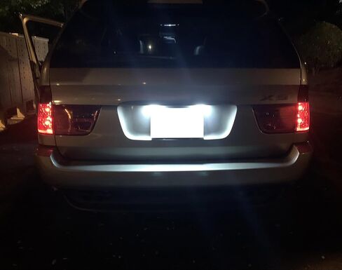 Ijdmtoy Can Bus Bus خالية من مصابيح LED LED كاملة متوافقة مع BMW 2001-2006 E53 X5 ، 2004-2009 E83 x3 ، مدعوم من 18-SMD Xenon LED الثنائيات in Saudi Arabia