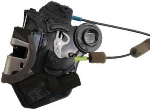 1PCS Rear door locking RH OEM 6905053051 69050-53051 in Saudi Arabia