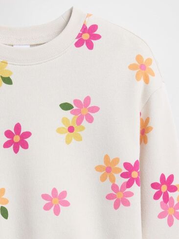 GAP Logo Crewneck Sweatshirt in Saudi Arabia