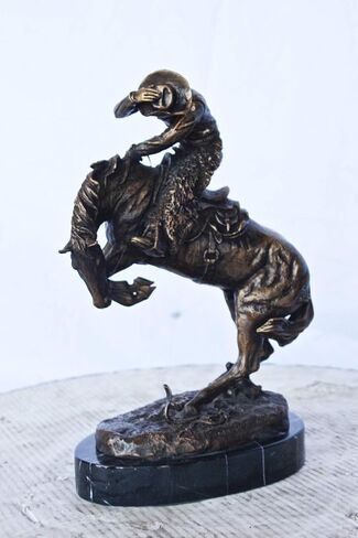 Nifao Cheyenne Remington Replica Pronze تمثال برونزي على الحجم الرخامي: 12 "× 4" × 12 "H in Kuwait