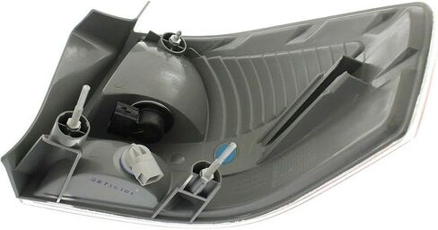 Tail Light Assembly For 2009 2010 2011 Ford Focus S SE SEL - Fits Driver Side - Includes Bulb, Lens, Housing - Rear Brake Light Cover Replacement in Saudi Arabia