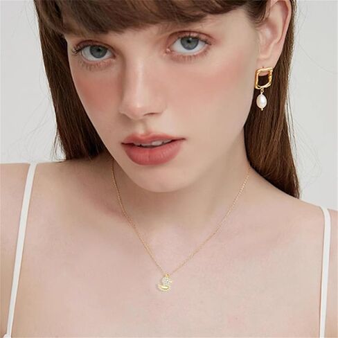 Cute Duck Stud Earrings for Women Dainty Cartoon Animal Yellow Ducky Earrings Fashion Charming Jewelry for Birthday Christmas Gift in Kuwait