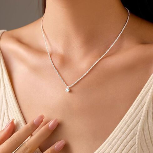 Birthstone Necklace for Women 925 Sterling Silver Glitter Bling Green CZ Pendant Necklace Dainty Crystal Choker Necklaces Collarbone Chain Bridal Wedding Jewelry for Lover in Kuwait