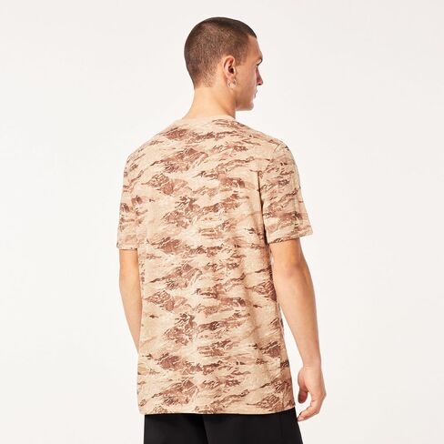 Oakley Men's Bark New Short Sleeve in Saudi Arabia
