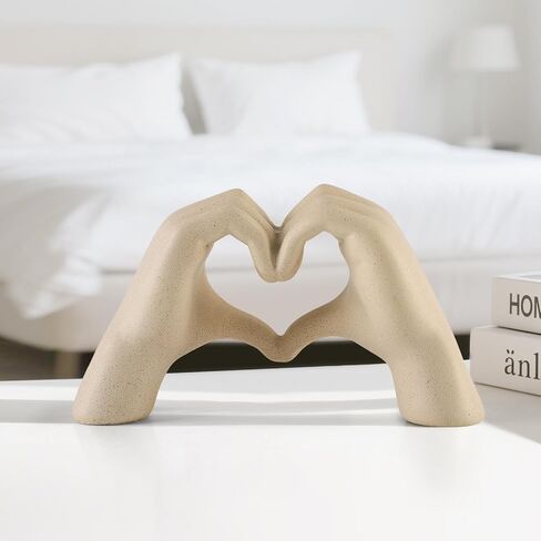 Gold Heart Hands Statue – 9.4" W Taylor Swift Inspired Decor, Elegant Gold Room Decor for Desk, Bookshelf, or Coffee Table, for Fans & Home Décor Accents in Kuwait