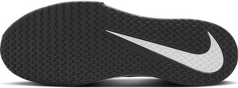 Nike Men's Sneaker Low in Saudi Arabia