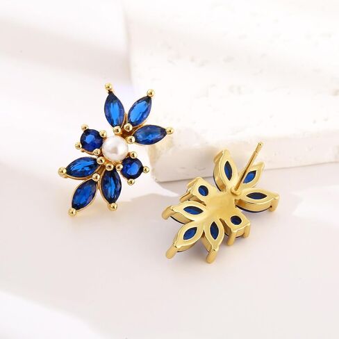Delicate Cubic Zirconia Stud Earrings Cluster Leaf CZ Pearl Earrings Bridal Stud Earrings for Women Wedding Party in Saudi Arabia