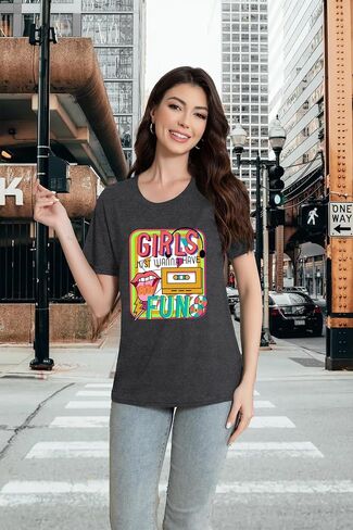 قميص الثمانينات للنساء Retro Vintage '80s' Party tshirt Girls Just Wanna Toe Tops Tops in Kuwait