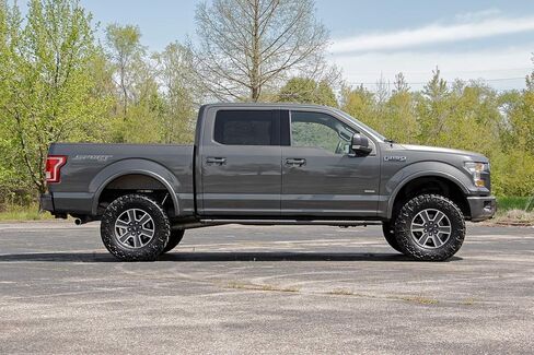 Rough Country 4 "Lift Kit W/N3 Struts لعام 2011-2013 Ford F-150 4WD-57432 in Saudi Arabia