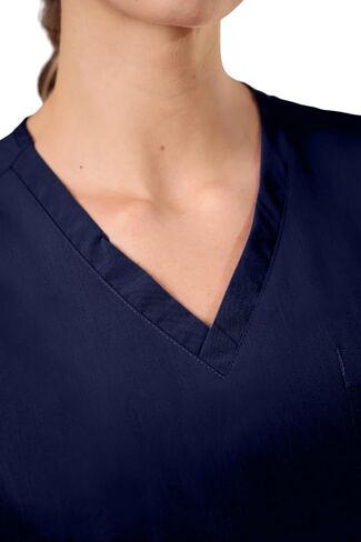 Top-scrub top women's v-scrub-قماشية رطوبة وامتداد ، 4 جيوب وفرك فتحات القلم 2 قمم للنساء in Kuwait