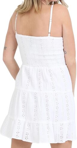 Angie Women's Peekaboo Sundress مع تنورة متدرجة in Kuwait