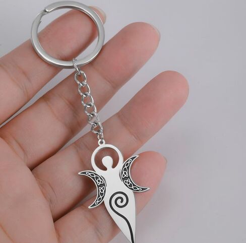 Eueavan Celtic Goddess of Fertility Keychain Spiral Triple Moon Goddess Keyring Pagan Wiccan Magic Amblet Home Gift in Kuwait