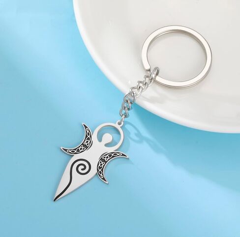 Eueavan Celtic Goddess of Fertility Keychain Spiral Triple Moon Goddess Keyring Pagan Wiccan Magic Amblet Home Gift in Kuwait